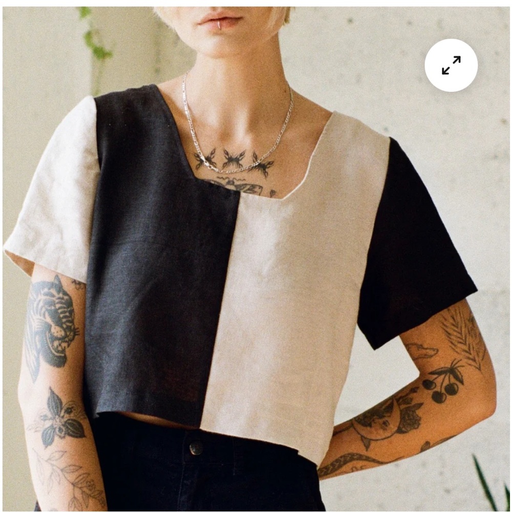 Ersa Fibers Frankie Top B/W Black and White Boxy Crop Linen shirt